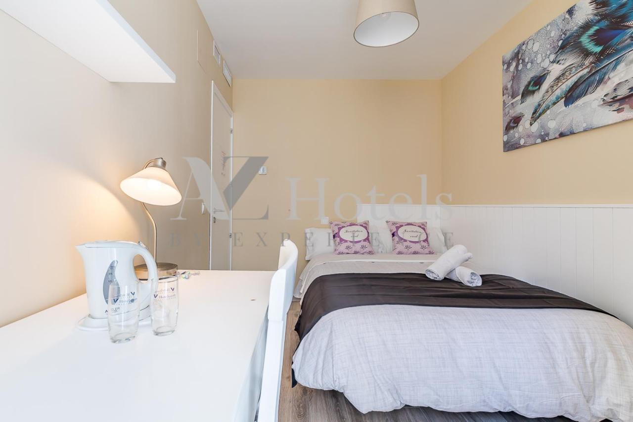 Hotel Ayz Villegas - Auto Check-in Madri